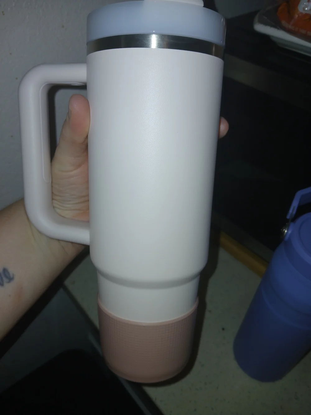 Stanley Rose Quartz Quencher & Hydrangea Iceflow Travel Mug Bundle